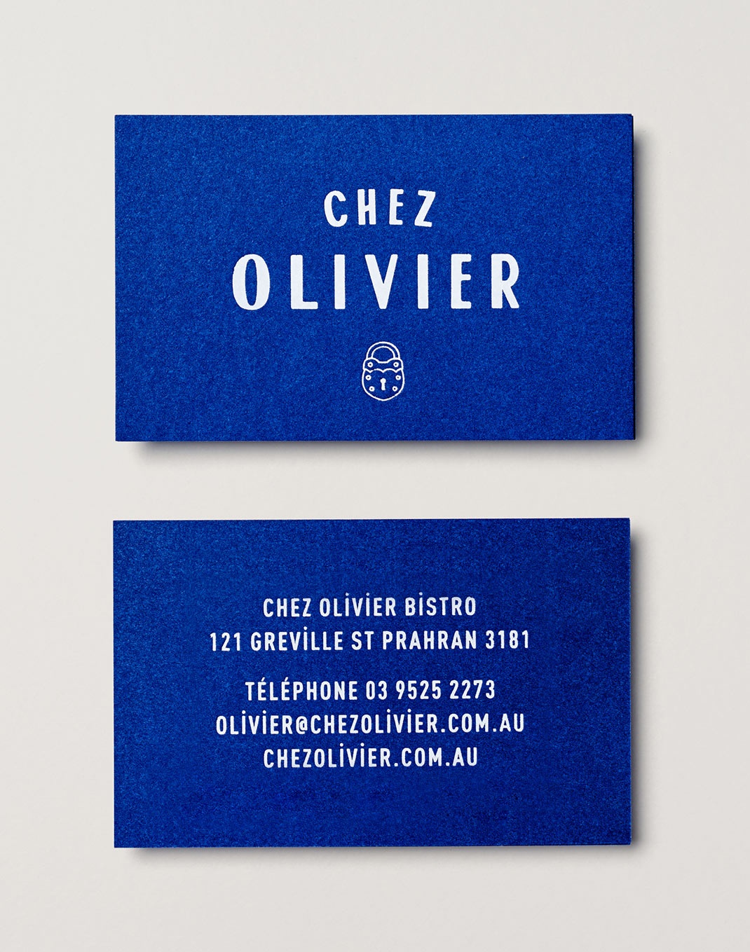 Chez Olivier酒館logo設(shè)計及VI形象設(shè)計 酒館logo設(shè)計
